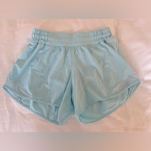 Lululemon Hotty Hot High-Rise Lined Short 4"